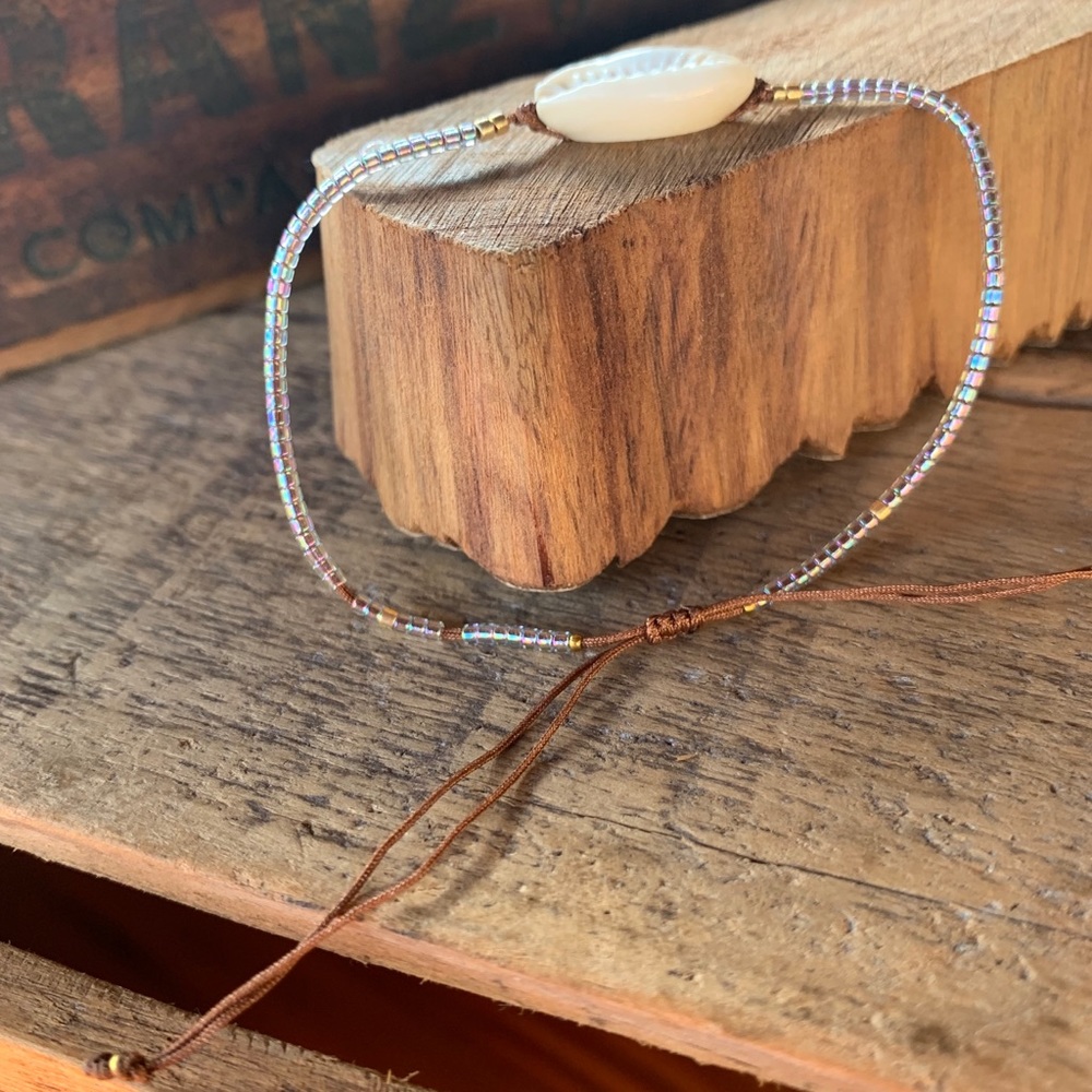 ✨DELICATE BOHO SEED BRACELET/ANKLET W/SHELL✨
